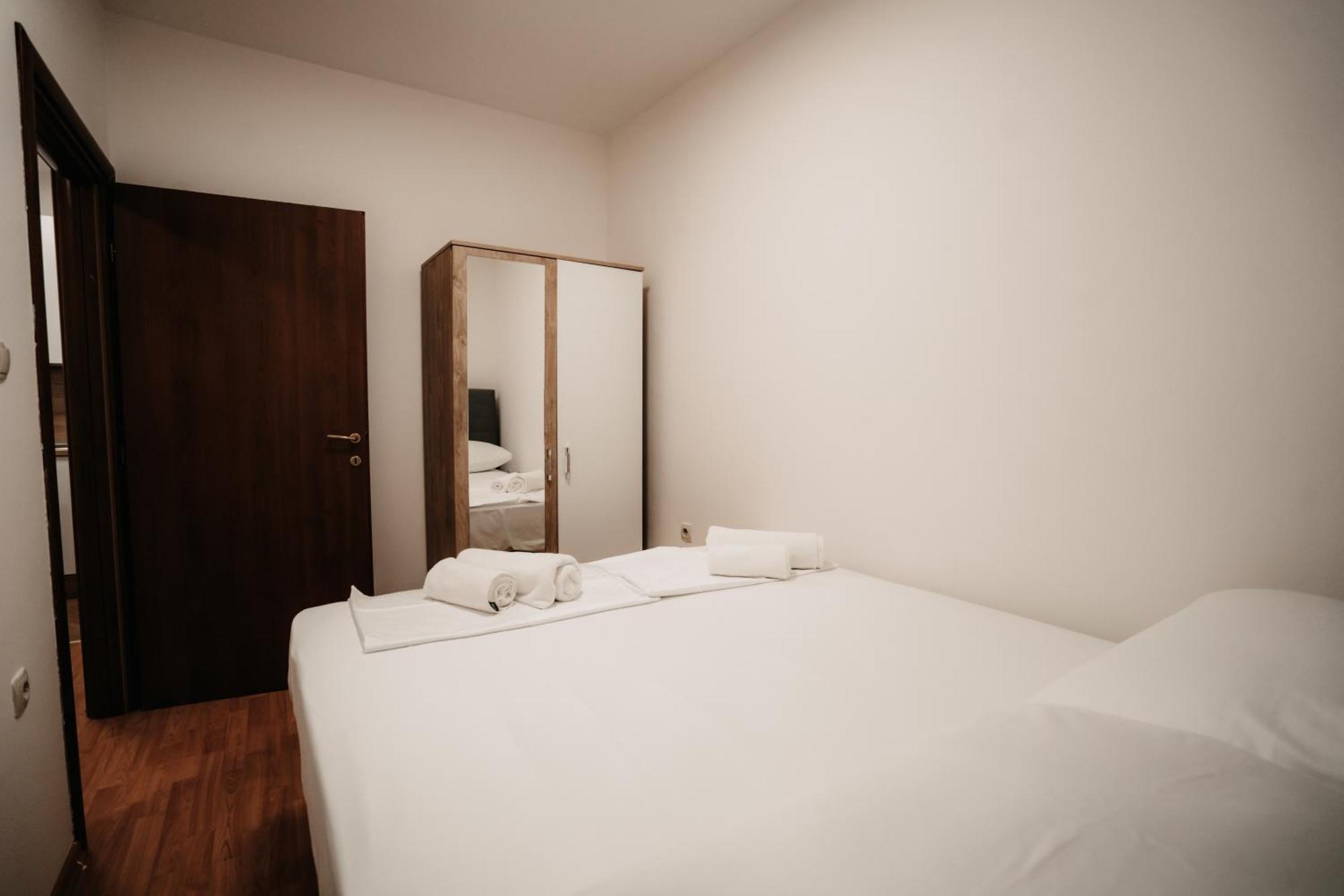 Riverside Apartments Mostar Exterior photo