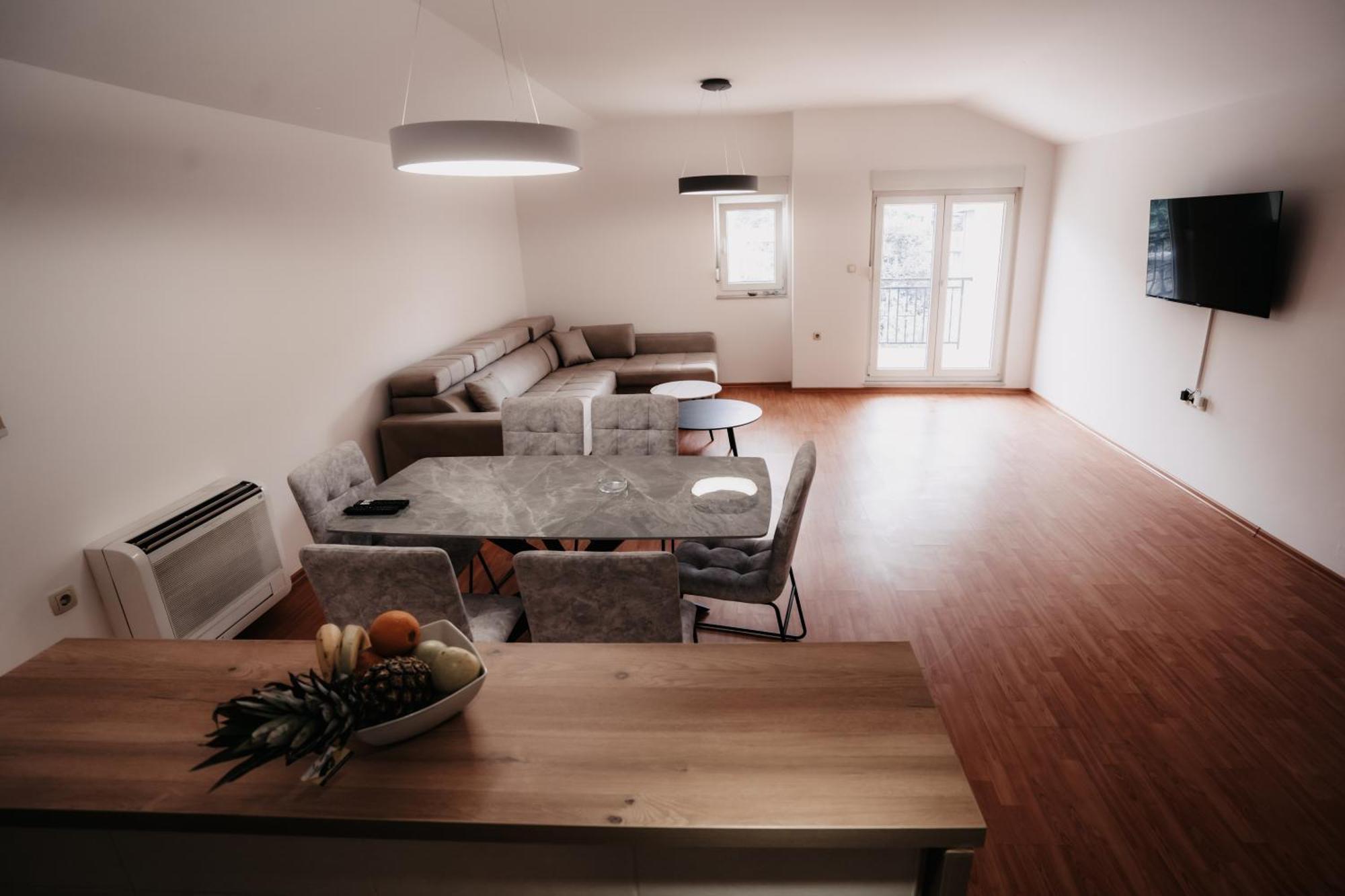 Riverside Apartments Mostar Exterior photo